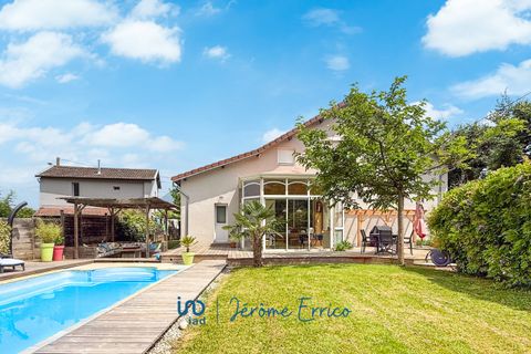 Villa i Vif, Isere, Vif - € 625.000 | Ref: 67985 - foto 1