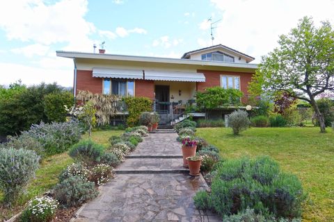 Villa i Bagnone, Massa and Carrara, Bagnone - € 450.000 | Ref: 388B - foto 1