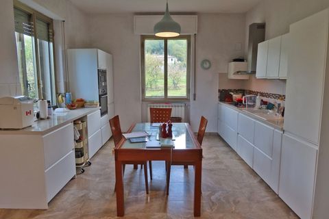 Villa i Bagnone, Massa and Carrara, Bagnone - € 450.000 | Ref: 388B - foto 16
