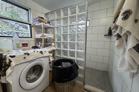 Byhus i Horta, Faial, Horta - € 369.000 | Ref: 1166 - foto 9