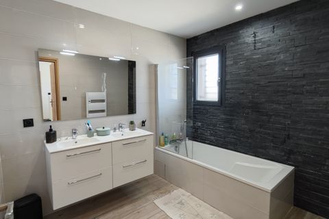 Villa a Nimes, Gard, Nimes - € 675.000 | Ref: 28078 - foto 20