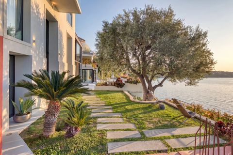 Villa i Roquebrune-Cap-Martin, Alpes-Maritimes, Roquebrune-Cap-Martin - € 11.000.000 | Ref: HH-16169259 - foto 1