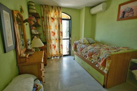 Stadthaus in Calahonda, Malaga, Calahonda - € 635.000 | Ref: HFMl5357191 - Foto 12