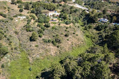 Villa i Estepona, Malaga, Estepona - € 1 200 000 | Ref: HFMl5371342 - foto 2