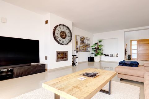 Villa en Manilva, Malaga, Manilva - € 1.450.000 | Ref: HFMs659941 - photo 20