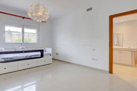 Villa en Manilva, Malaga, Manilva - € 1.450.000 | Ref: HFMs659941 - photo 30
