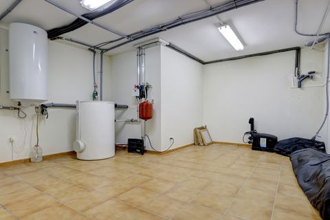 Villa en Manilva, Malaga, Manilva - € 1.450.000 | Ref: HFMs659941 - photo 38