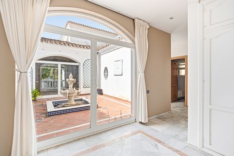 Villa a Benahavis, Malaga, Benahavis - € 1.700.000 | Ref: HFMs694227 - foto 6