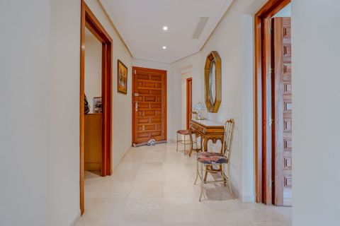 Villa a Estepona, Malaga, Estepona - € 2.150.000 | Ref: HFMs695581 - foto 41