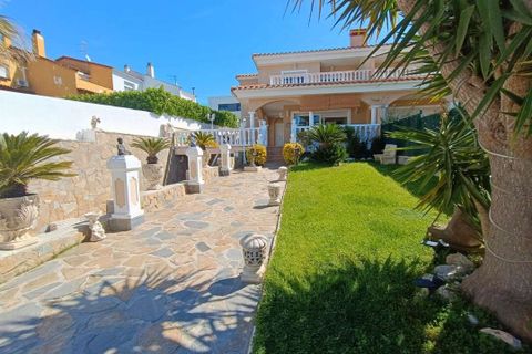 Rækkehus i Sant Pere De Ribes, Barcelona, Sant Pere De Ribes - € 770.000 | Ref: VT566 - foto 1
