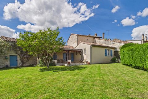 Landsbyhus i Duras, Lot-et-Garonne, Duras - € 199.800 | Ref: BVI70056 - foto 2