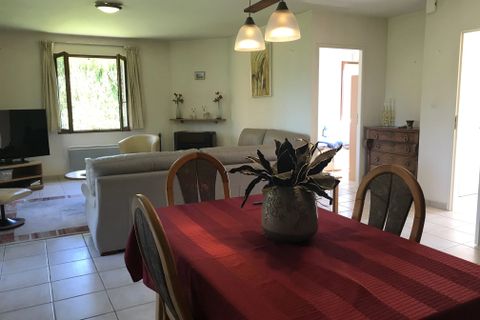 Bungalow in Mailhac-Sur-Benaize, Haute-Vienne, Mailhac-Sur-Benaize - € 130.800 | Ref: BVI85172 - Foto 5