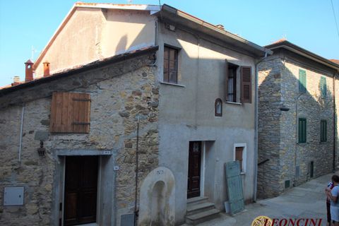 Landejendom i Bagnone, Massa and Carrara, Bagnone - € 40.000 | Ref: A378 - foto 13