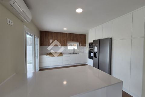 Villa i Setubal, Setubal, Setubal - € 670.000 | Ref: 406 - foto 24