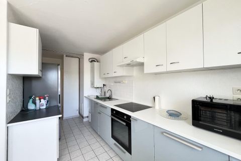 Apartament a Rennes, Ille-et-Vilaine, Rennes - € 1.200/mes | Ref: 2303 - foto 4
