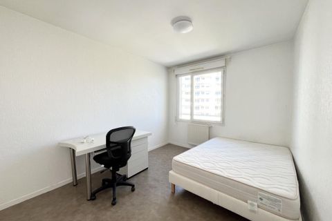 Apartament a Rennes, Ille-et-Vilaine, Rennes - € 1.200/mes | Ref: 2303 - foto 8