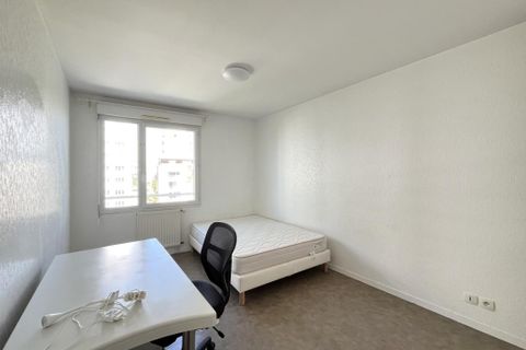 Apartament a Rennes, Ille-et-Vilaine, Rennes - € 1.200/mes | Ref: 2303 - foto 9