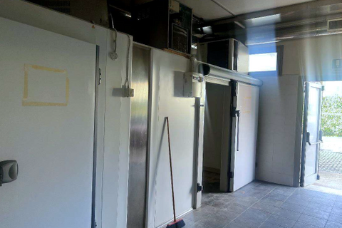 Erhvervsejendom i Maniago, Pordenone, Maniago - € 60.750 | Ref: A.A. 223-242 - foto 4