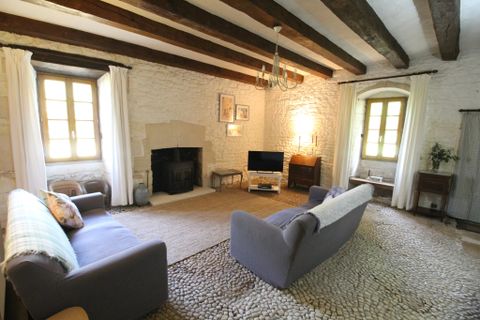 Villa a Les Pins, Charente, Les Pins - € 310.000 | Ref: BVI82590 - foto 3