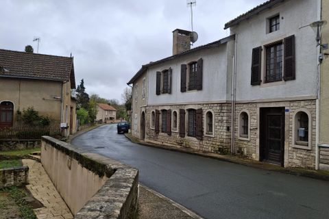 Villa i Gouex, Vienne, Gouex - € 125.000 | Ref: BVI84886 - foto 1