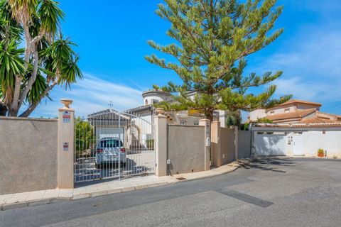 Villa i Rojales, Alicante, Rojales - € 599.000 | Ref: RM-15637 - foto 2