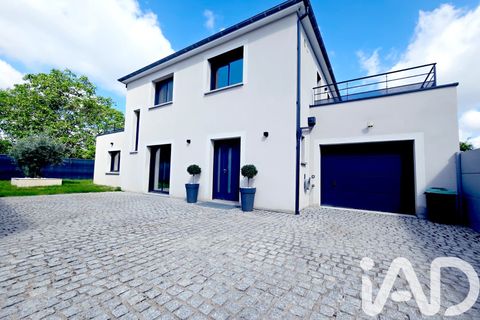 Villa a Orleans, Loiret, Orleans - € 639.990 | Ref: 105243 - foto 2