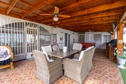 Villa i Elda, Alicante, Elda - € 399.950 | Ref: CF3339 - foto 8