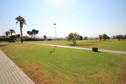 Villa a Torrevieja, Alicante, Torrevieja - € 227.000 | Ref: C1-095/4147 - foto 4