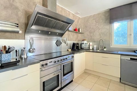 Villa i Uzes, Gard, Uzes - € 945.000 | Ref: HH-15973846 - foto 6