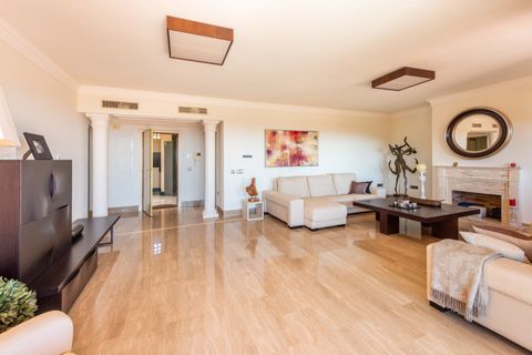 Penthouse i Marbella, Malaga, Marbella - € 1 250 000 | Ref: R112-10768 - foto 15