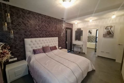 Villa i San Eugenio, Tenerife, San Eugenio - € 1.590.000 | Ref: CHA0140 - foto 17