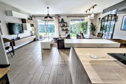 Villa a Lauris, Vaucluse, Lauris - € 470.000 | Ref: fr039592 - foto 8