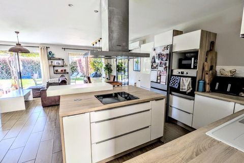 Villa a Lauris, Vaucluse, Lauris - € 470.000 | Ref: fr039592 - foto 10