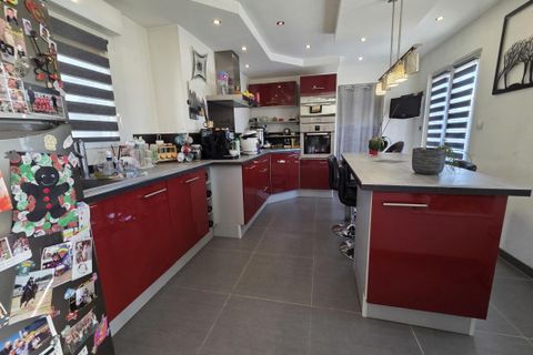 Landsbyhus i Cambrai, Nord, Cambrai - € 281.500 | Ref: 7678727 - foto 3