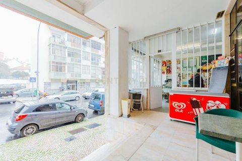 Erhvervsejendom i Amadora, Lisbon, Amadora - € 40.700 | Ref: C0383-01090 - foto 13