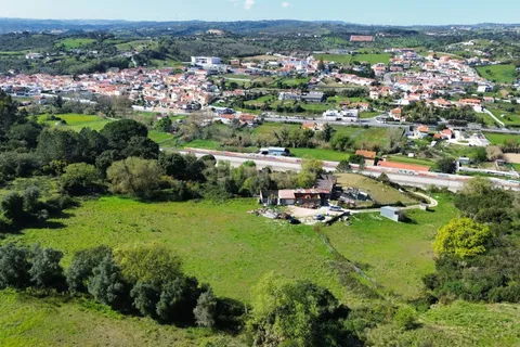 Helårsgrund i Loures, Lisbon, Loures - € 160.000 | Ref: C0383-01276 - foto 10
