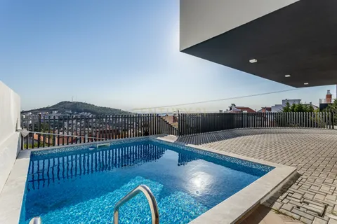 Villa i Odivelas, Lisbon, Odivelas - € 990.000 | Ref: C0383-01290 - foto 4