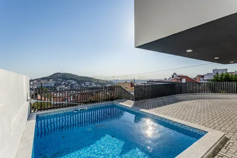 Villa i Odivelas, Lisbon, Odivelas - € 990.000 | Ref: C0383-01290 - foto 6