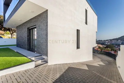 Villa i Odivelas, Lisbon, Odivelas - € 990.000 | Ref: C0383-01290 - foto 14