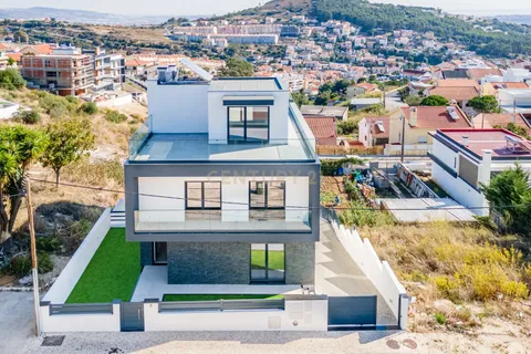 Villa i Odivelas, Lisbon, Odivelas - € 990.000 | Ref: C0383-01290 - foto 15
