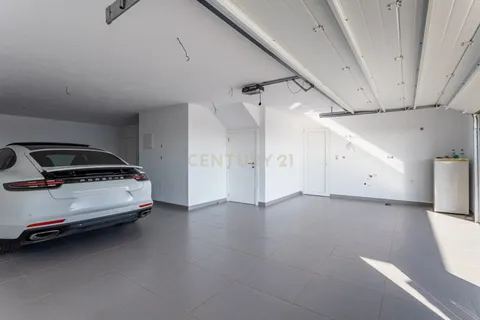 Villa i Odivelas, Lisbon, Odivelas - € 990.000 | Ref: C0383-01290 - foto 16