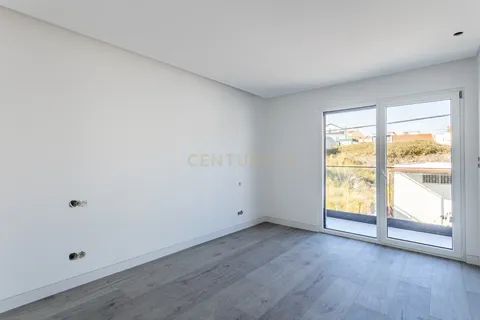 Villa i Odivelas, Lisbon, Odivelas - € 990.000 | Ref: C0383-01290 - foto 34
