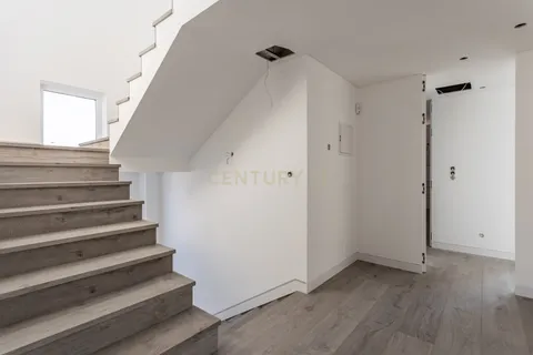 Villa i Odivelas, Lisbon, Odivelas - € 990.000 | Ref: C0383-01290 - foto 37