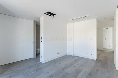 Villa i Odivelas, Lisbon, Odivelas - € 990.000 | Ref: C0383-01290 - foto 40