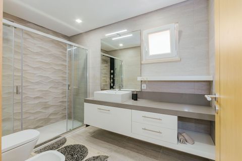 Villa a Alenquer, Lisbon, Alenquer - € 580.000 | Ref: C0383-01413 - foto 17