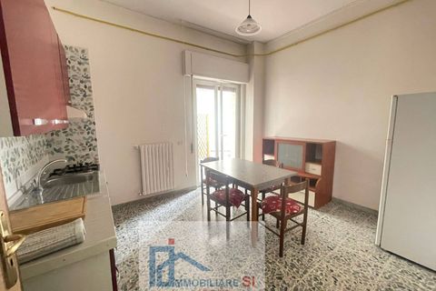 Apartament a Benevento, Benevento, Benevento - € 420/mes | Ref: SI234 - foto 2