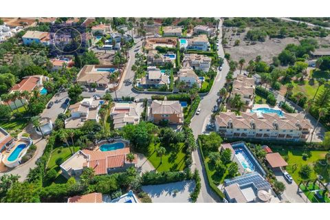 Villa i Almancil, Faro, Almancil - € 1.575.000 | Ref: 2072 - foto 48