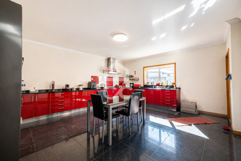 Villa i Santo Tirso, Porto, Santo Tirso - € 430.000 | Ref: 261/M/04049 - foto 4