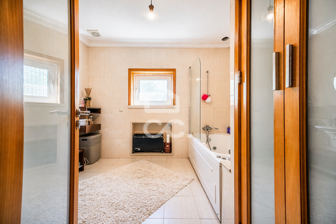 Villa i Santo Tirso, Porto, Santo Tirso - € 430.000 | Ref: 261/M/04049 - foto 6