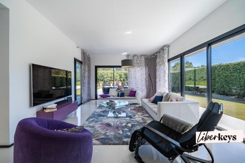 Villa i Saint-Raphaël, Var, Saint-Raphaël - € 1.590.000 | Ref: DOM31377 - foto 2